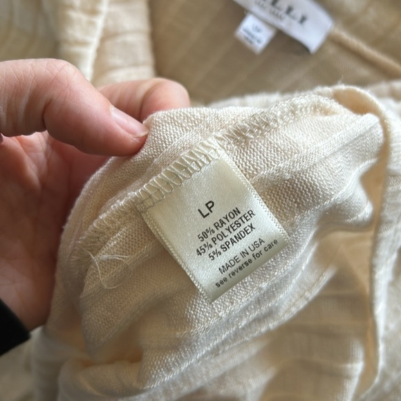 Gilli Soft Cowl Neck Split Back Sweater Women's size LP - Picture 7 of 8